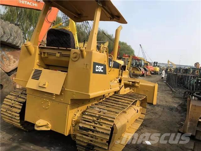 CAT D3C Гусеничні бульдозери