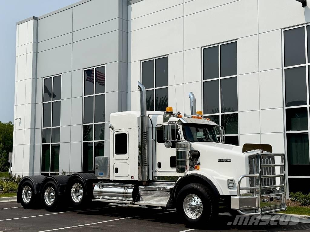 Kenworth T800 Тягачі