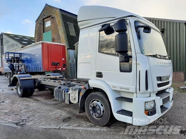 Iveco 120E22 Шасі з кабіною