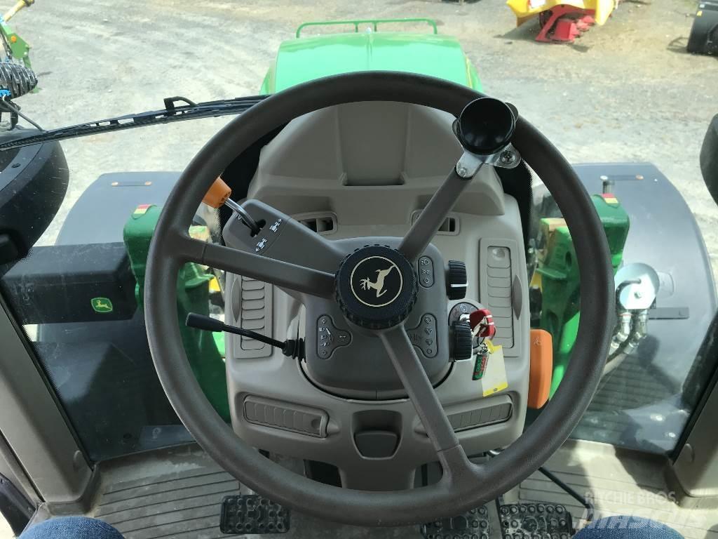 John Deere 6130 M Трактори