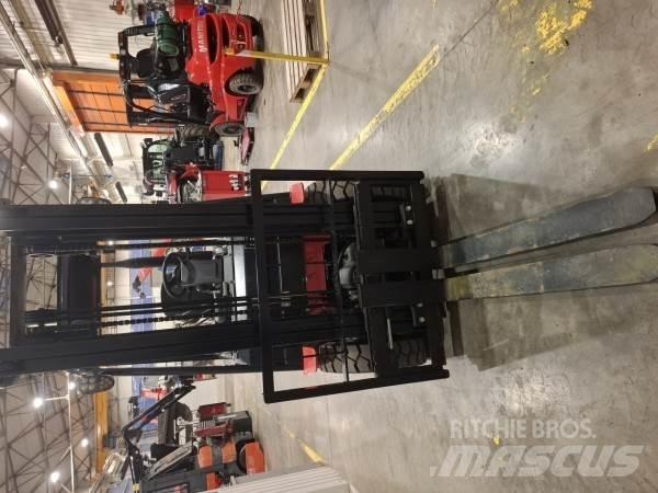 Manitou MI25D Навантажувачі підвищеної прохідності
