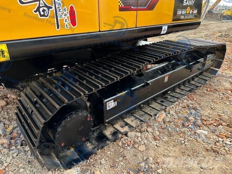 Sany SY 215 C Гусеничні екскаватори