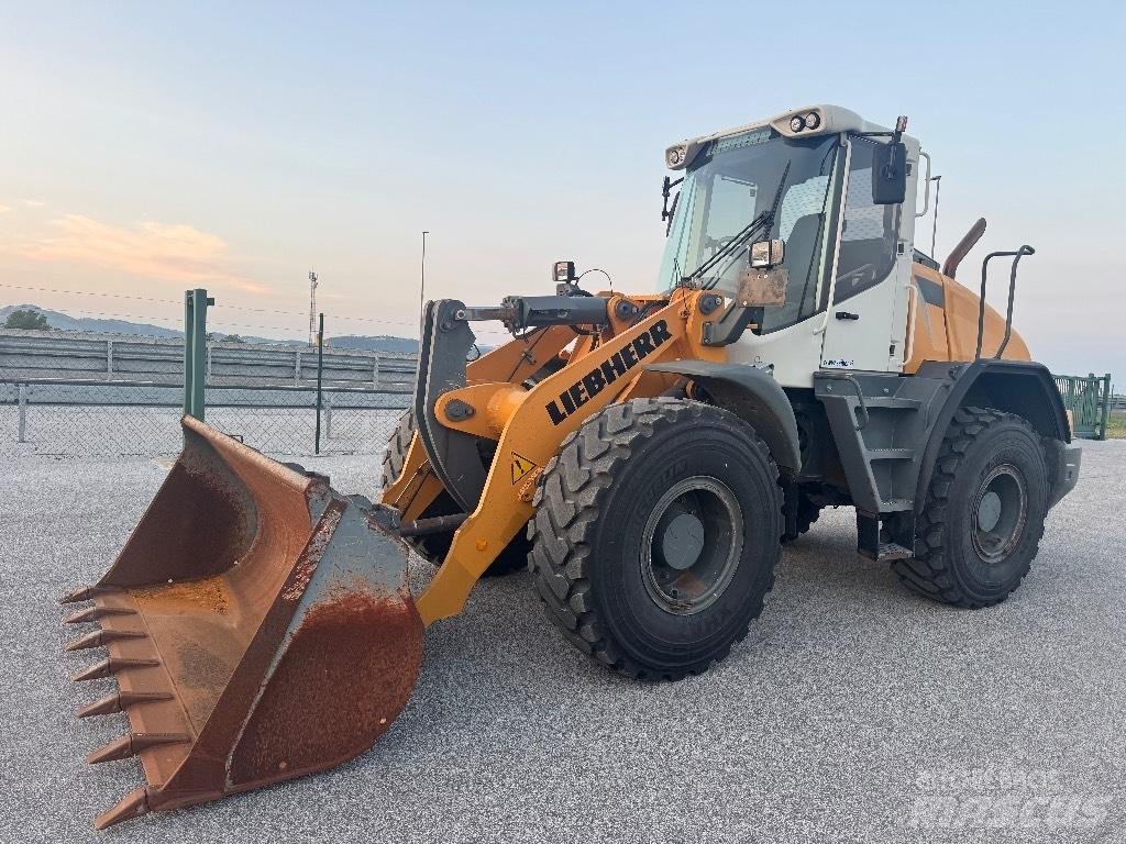 Liebherr L 538 Фронтальні навантажувачі