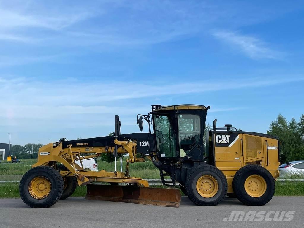 CAT 12M Грейдери