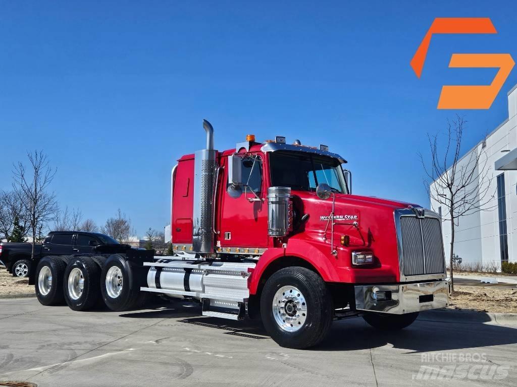 Western Star 4900 SB Тягачі