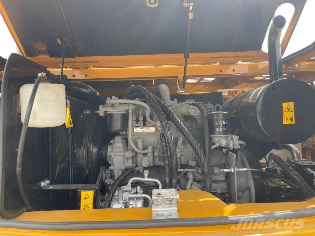 Sany SY 95 C Гусеничні екскаватори