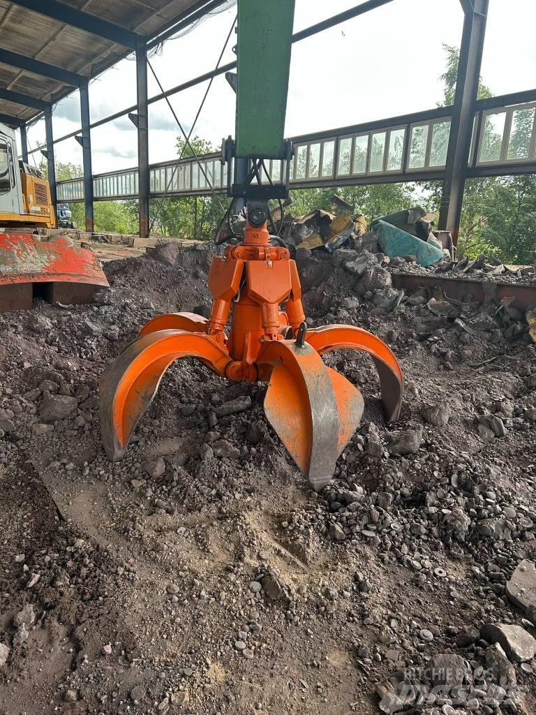 Sennebogen 835 Перевантажувачі металобрухту/промислові навантажувачі