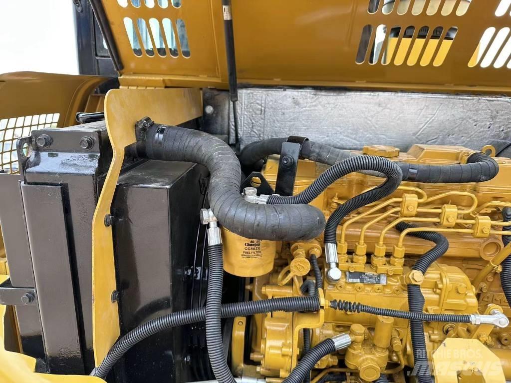 CAT 306D Середні екскаватори 7т. - 12т.