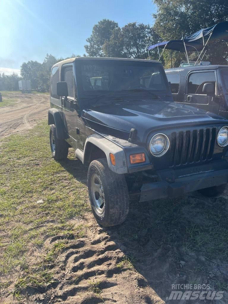 Jeep Wrangler Автомобілі