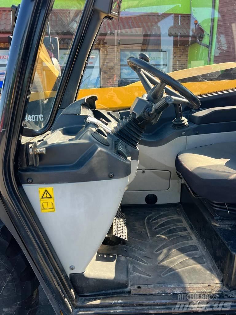 CAT TH 407 C Телескопічні навантажувачі