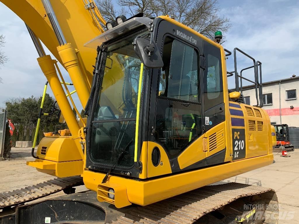 Komatsu PC 210 LC-11 Гусеничні екскаватори