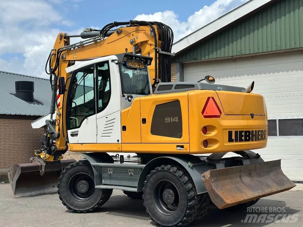 Liebherr A914 Колісні екскаватори