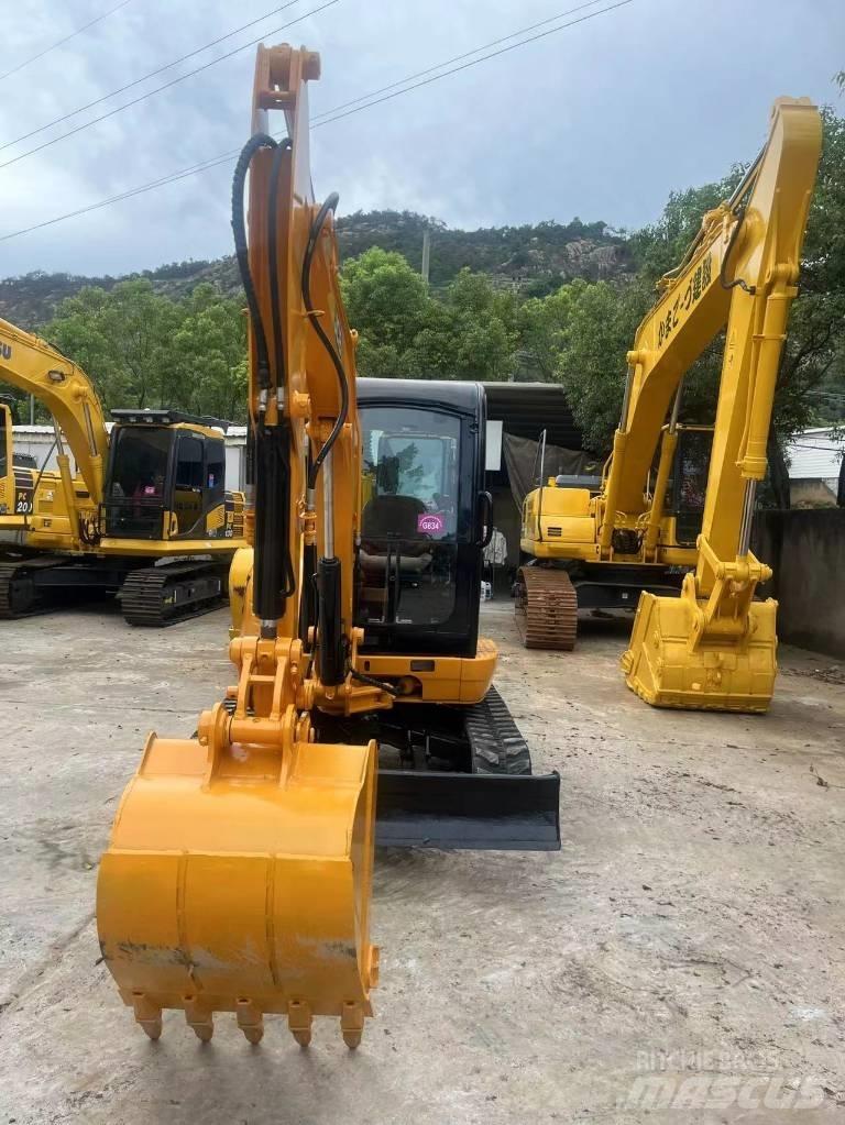 JCB 8035 Гусеничні екскаватори
