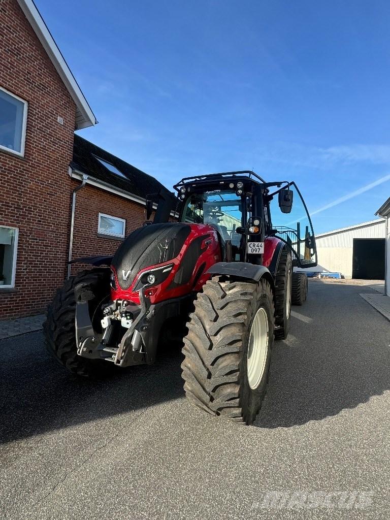 Valtra T 214 D Лісогосподарські трактори