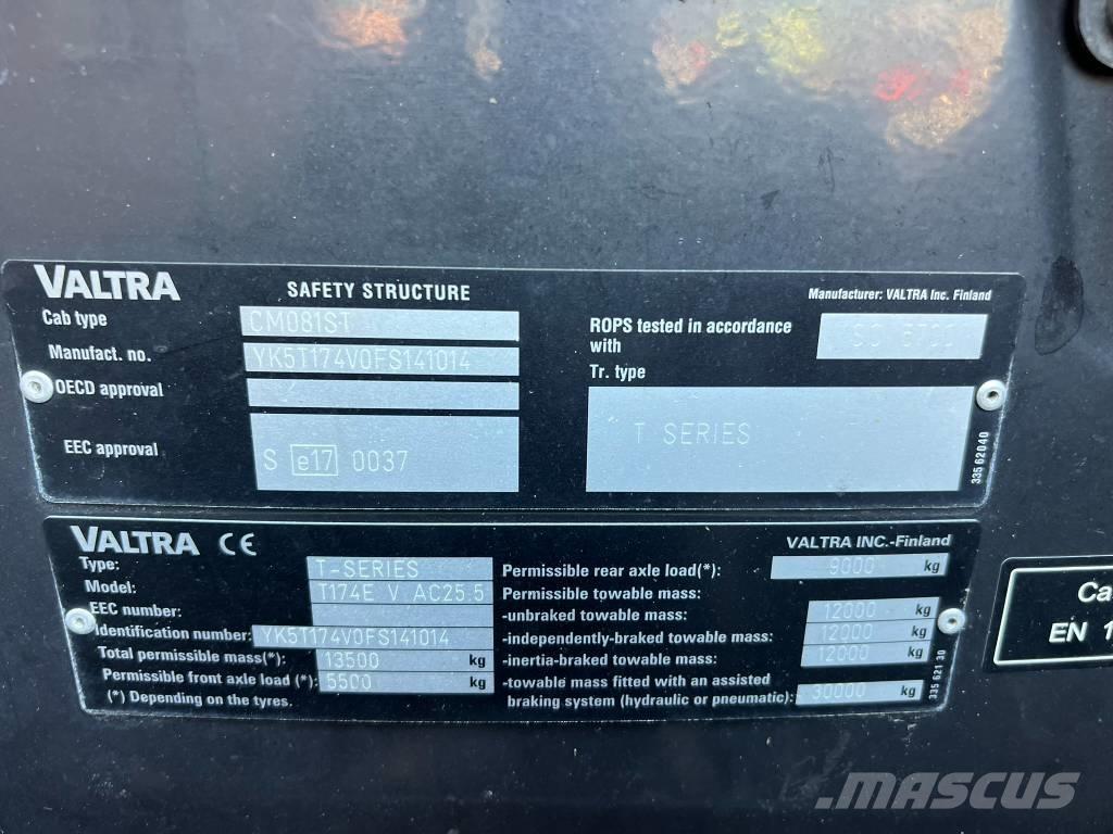 Valtra T 174 Versu Трактори