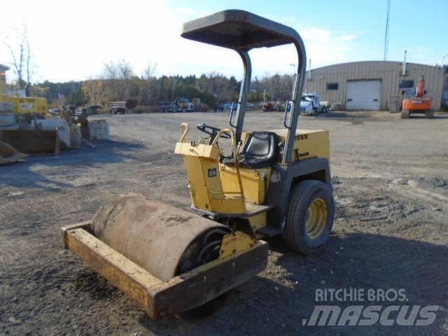 Bomag BW 124 D Грунтові котки