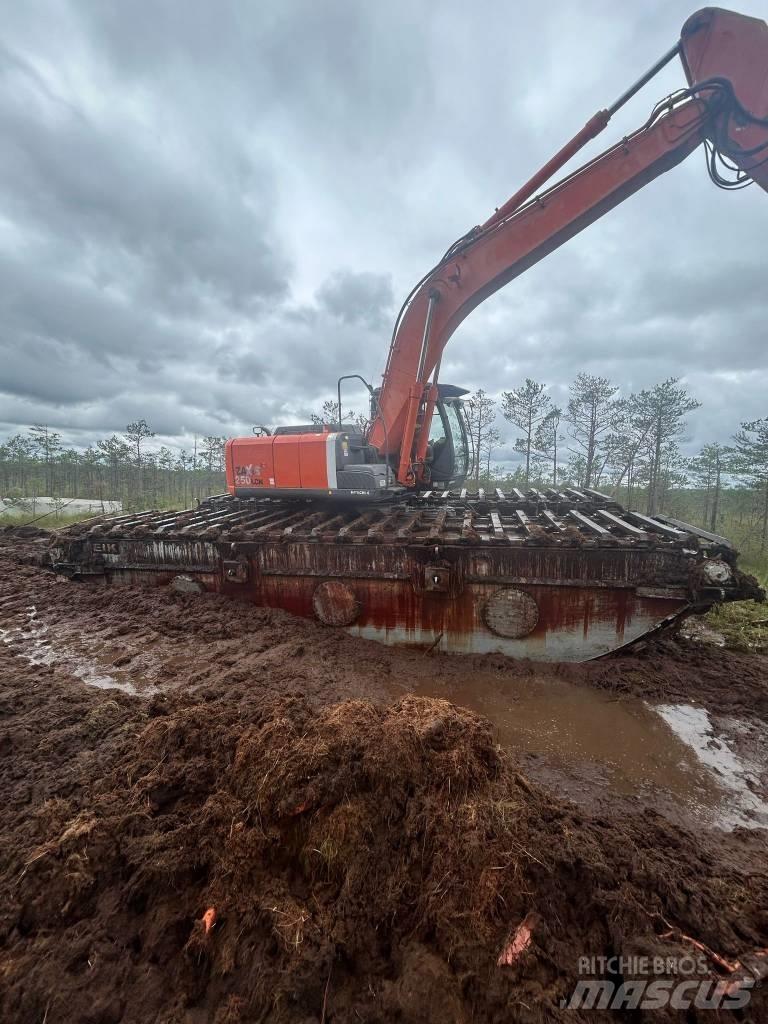 Hitachi 250 Екскаватори-амфібії