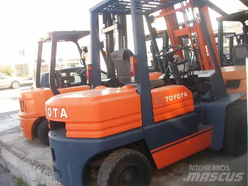 Toyota 5 FD 30 Дизельні навантажувачі