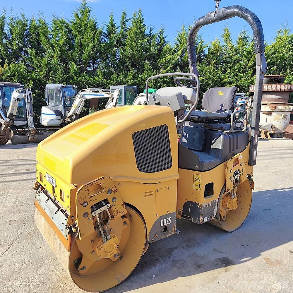 Volvo DD 25 Котки тротуарні