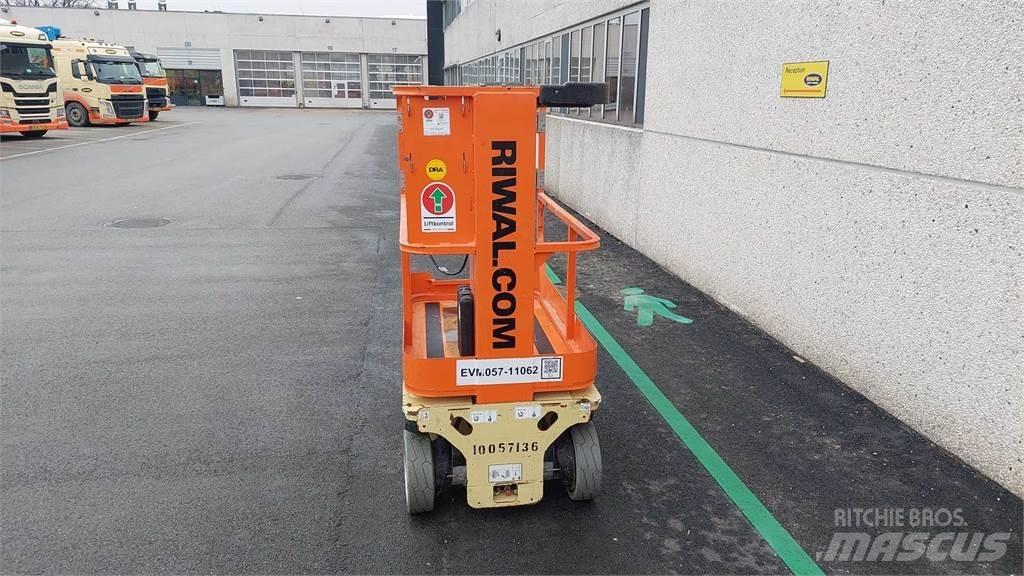 JLG 1230ES Інші підйомники і платформи