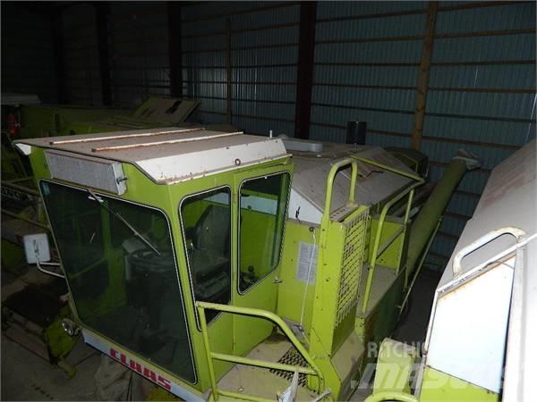 CLAAS Dominator 56 Зернозбиральні комбайни