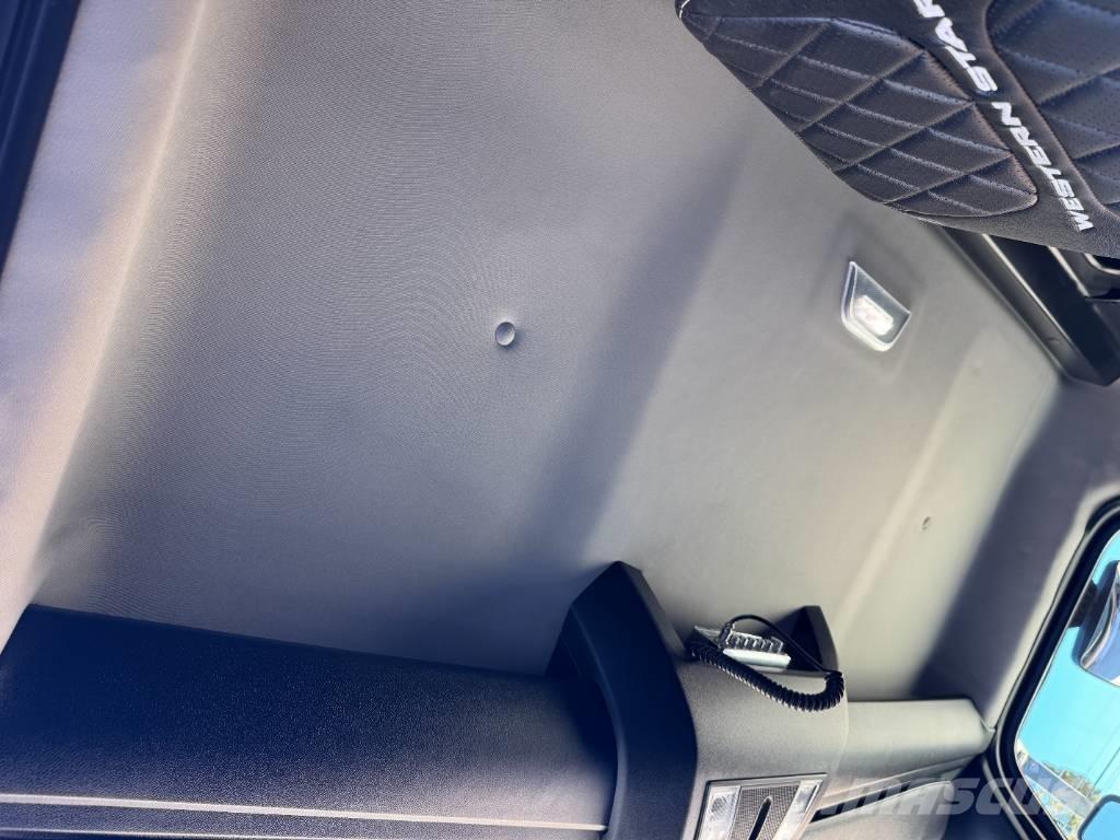 Western Star 49 X Самоскиди