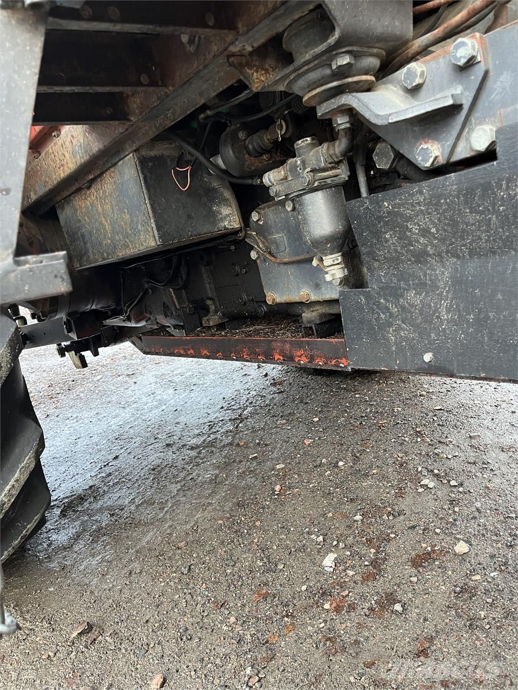 Ursus c-385 Трактори