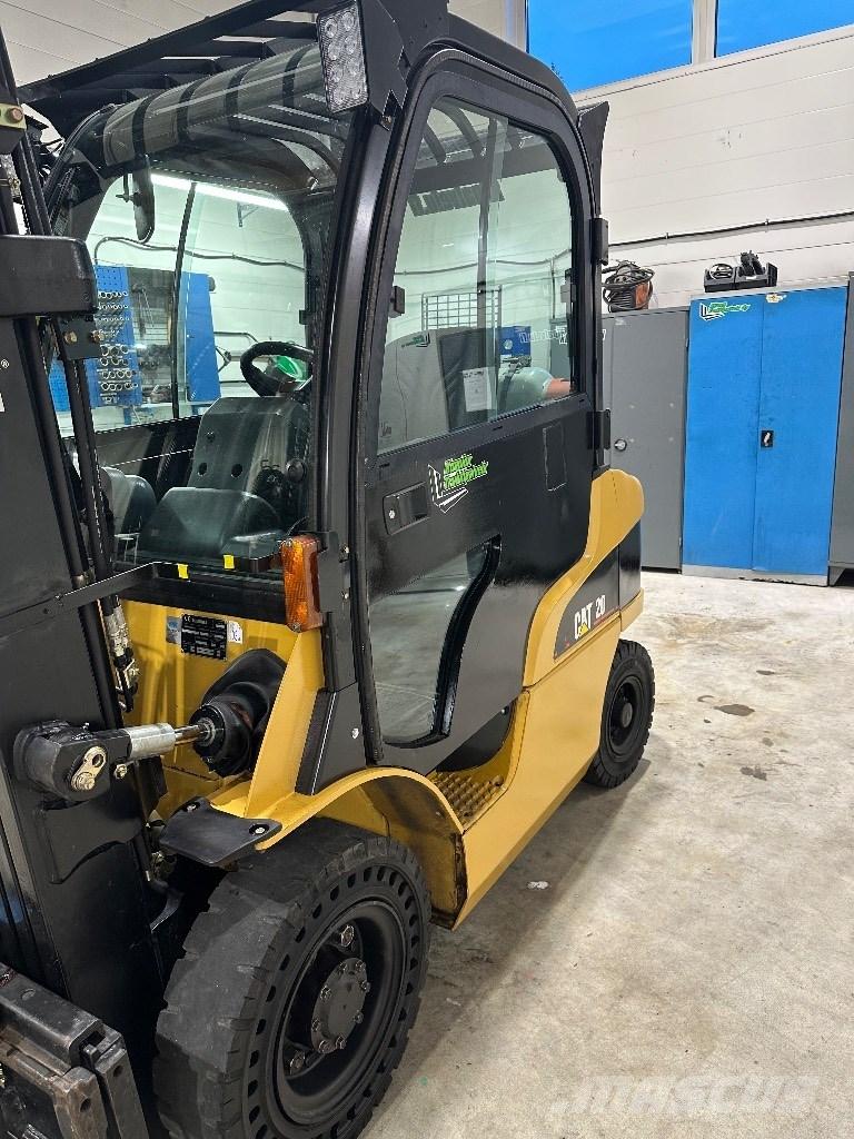 CAT GP 20 N Газові навантажувачі