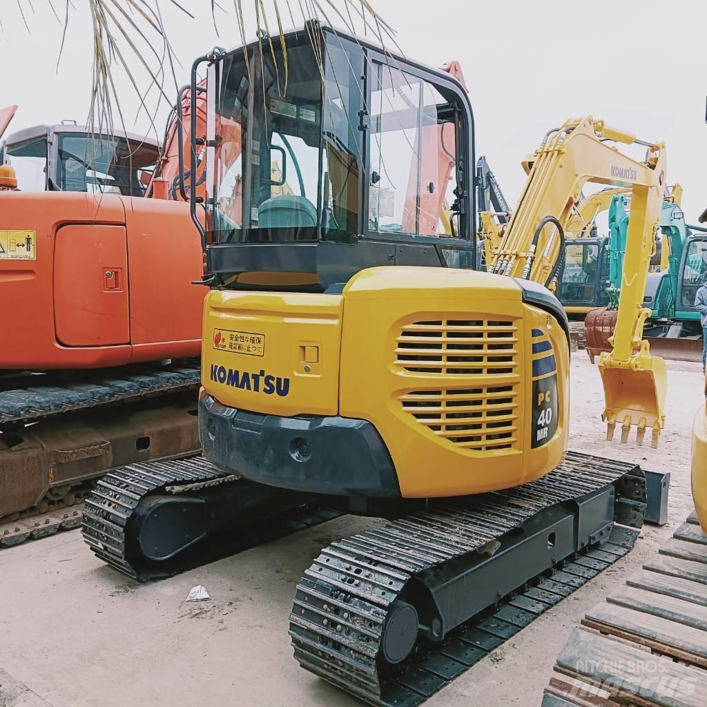 Komatsu PC 40 Гусеничні екскаватори
