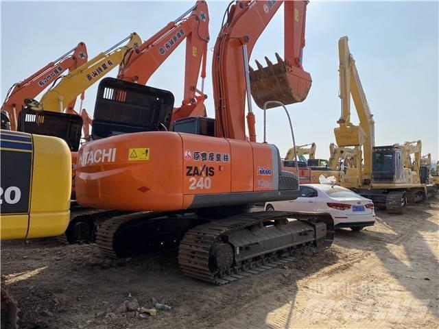 Hitachi ZX240 Гусеничні екскаватори