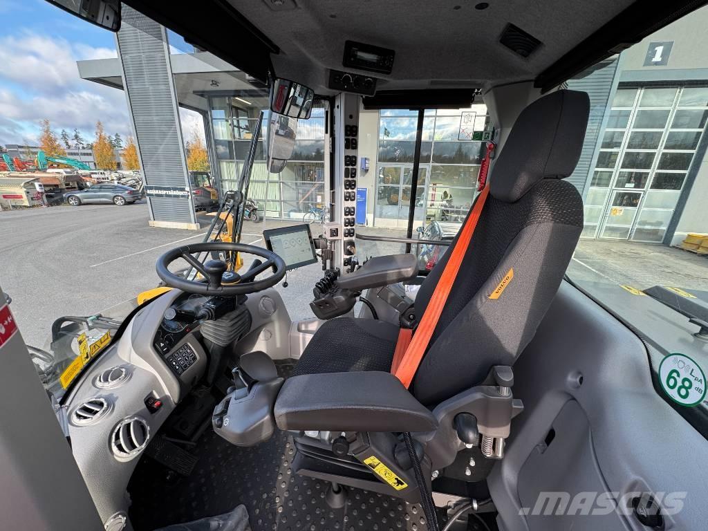 Volvo L 70 H Фронтальні навантажувачі