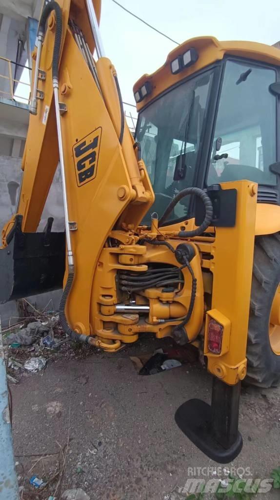 JCB 3 CX Фронтальні навантажувачі
