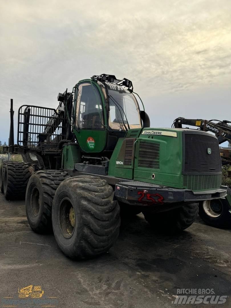 John Deere 1910E Форвардери