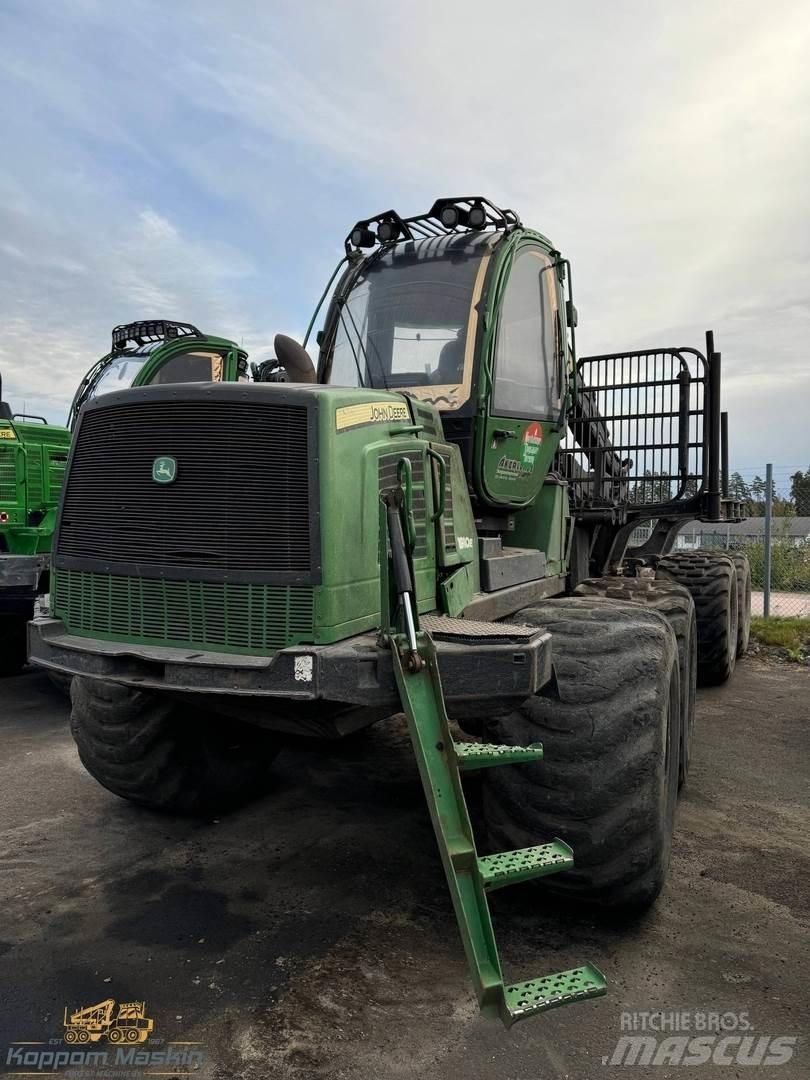 John Deere 1910E Форвардери
