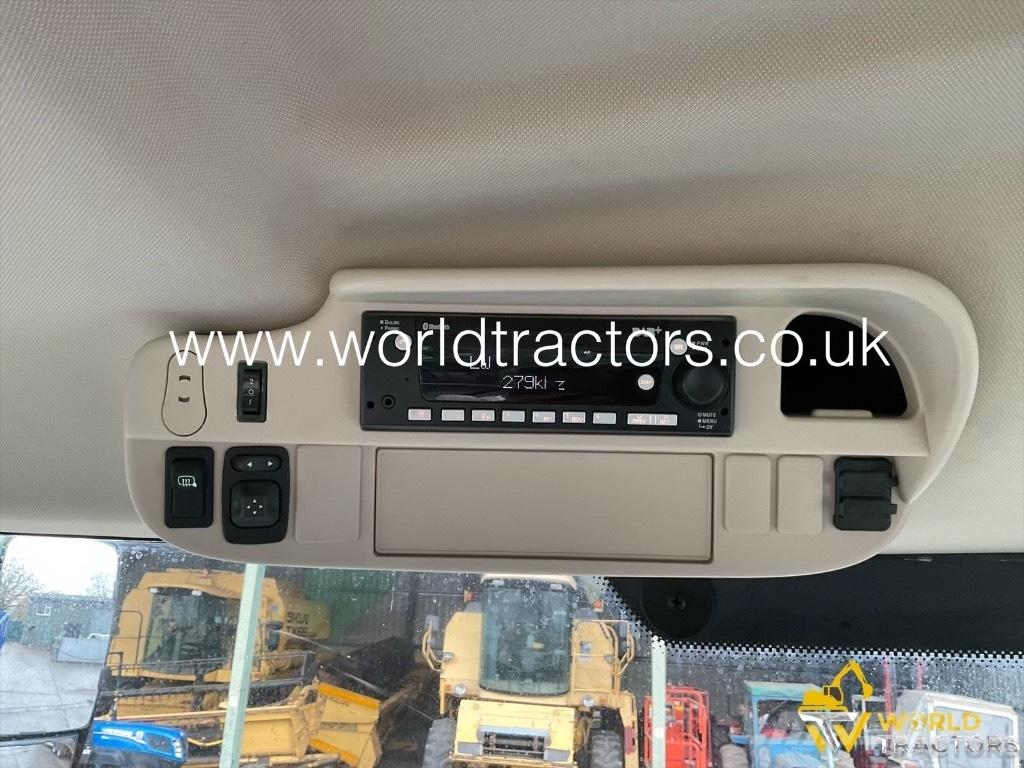 John Deere 6R 215 Трактори