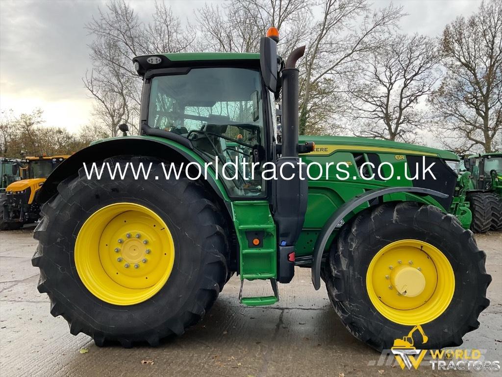 John Deere 6R 215 Трактори