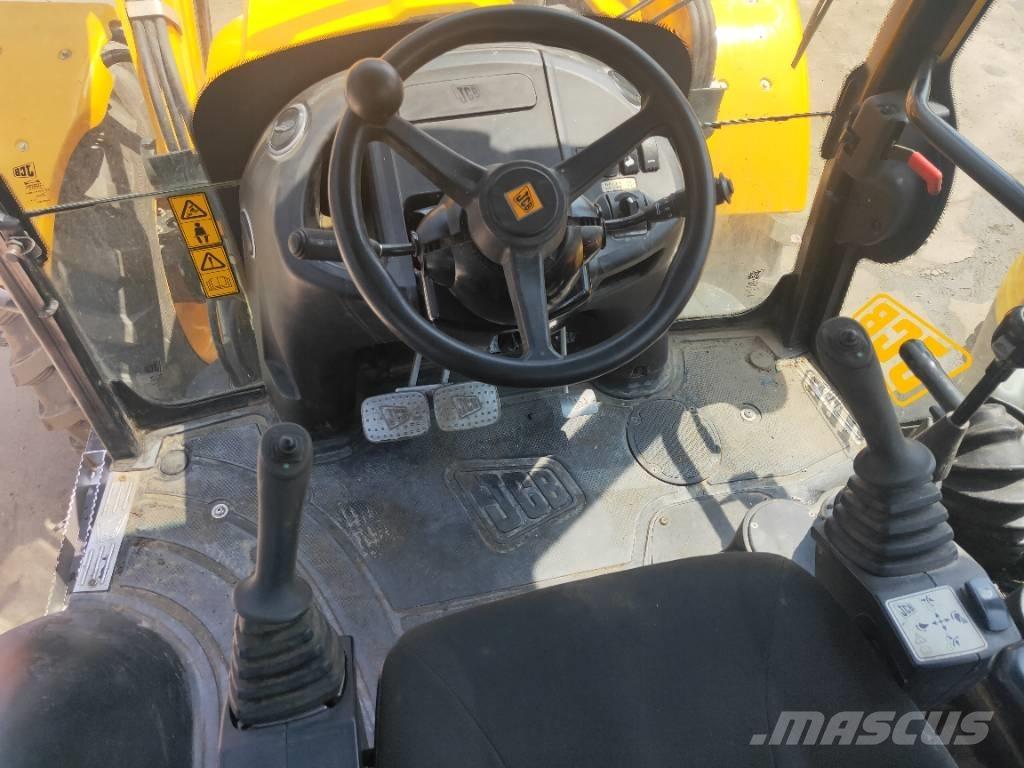 JCB 4CX Екскаватори-навантажувачі