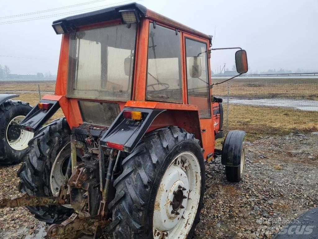 Valmet 505 Трактори