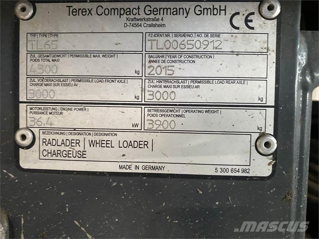 Terex TL65 Багатофункціональне обладнання для вантажних і землекопальних робіт