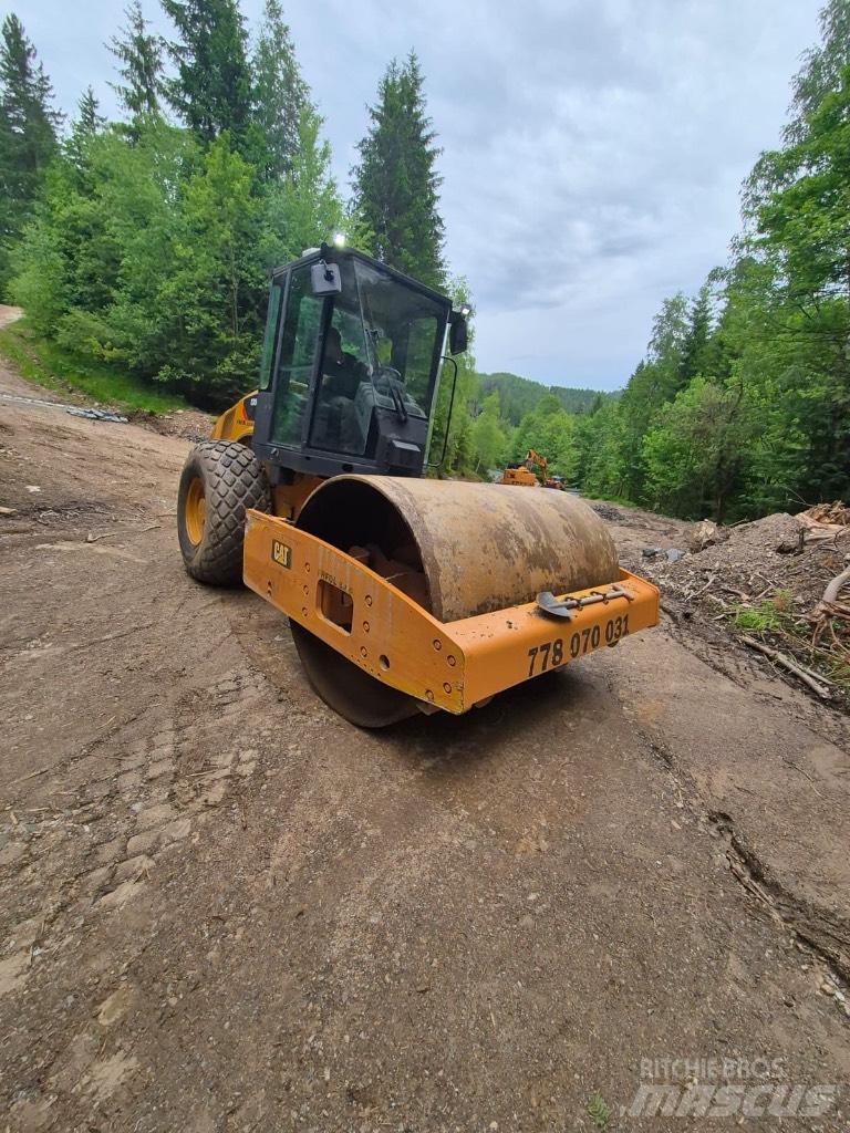CAT CS 56 Грунтові котки