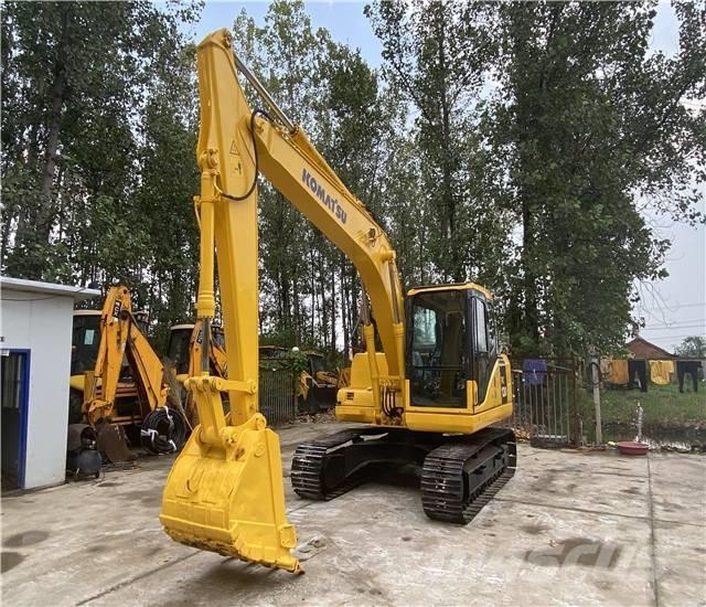 Komatsu PC130 Гусеничні екскаватори