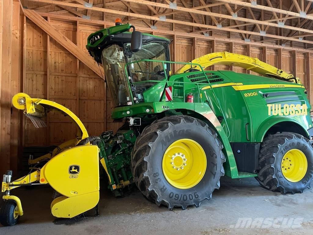 John Deere 8300 Кормозбиральні комбайни