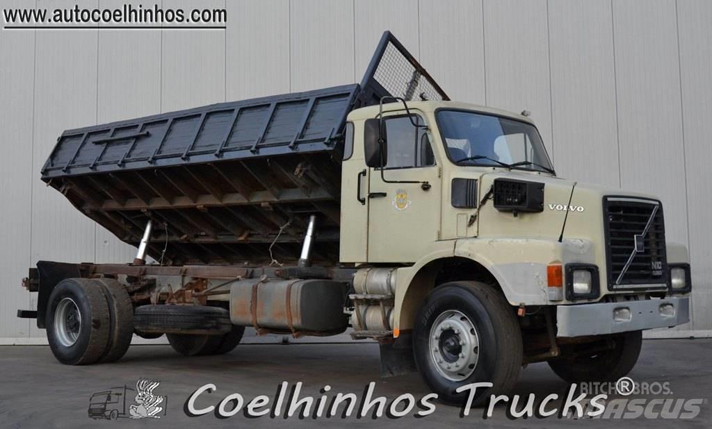 Volvo N10 Самоскиди