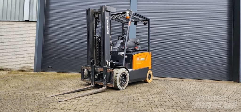 Doosan B 25 X-7 Електронавантажувачі