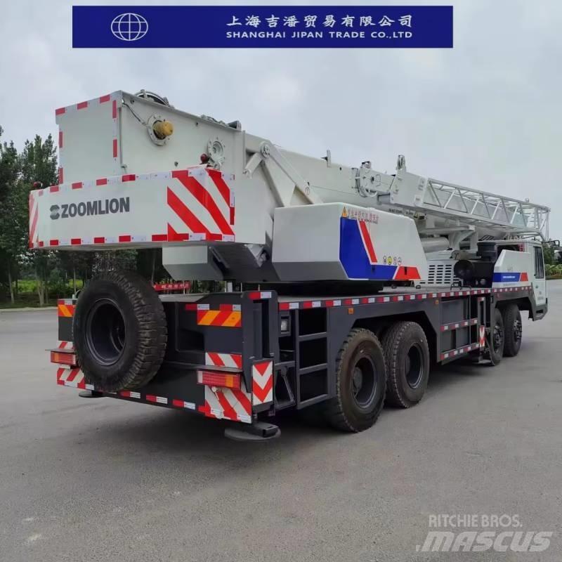 Zoomlion QY50V автокрани