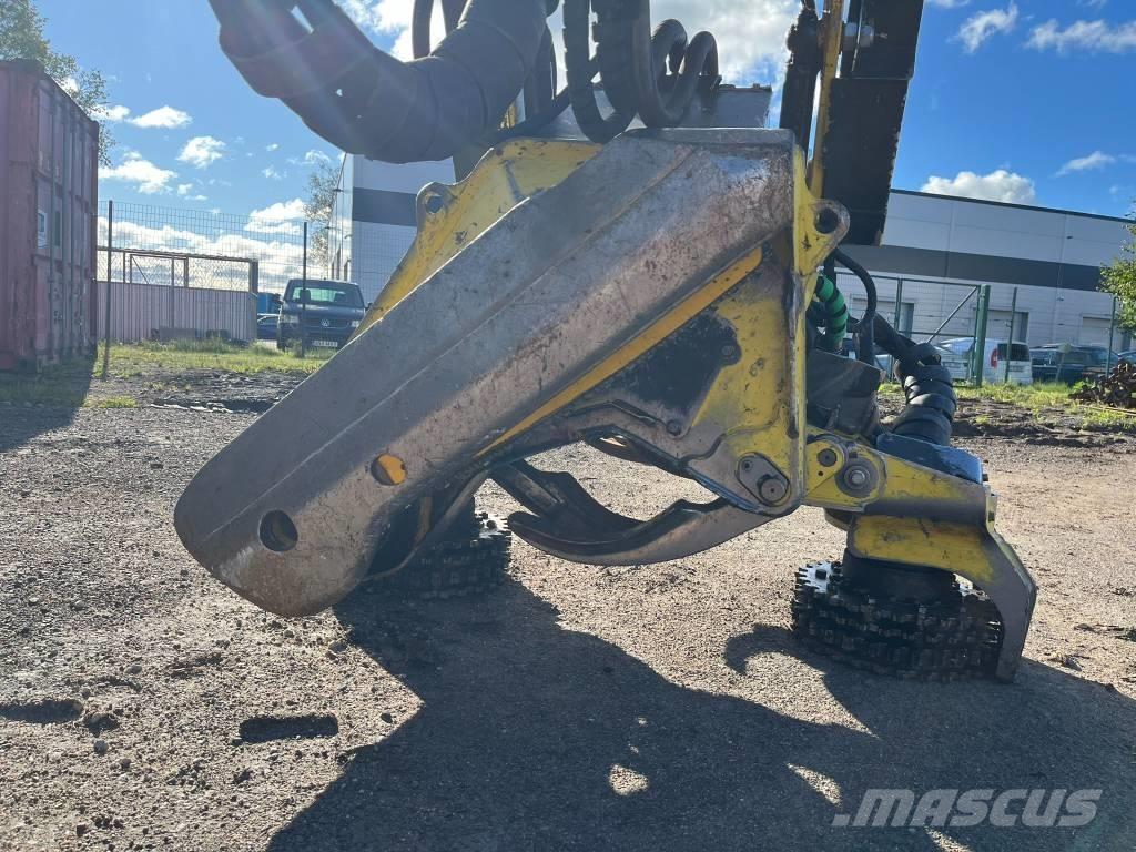 John Deere 1270G 8W Харвестери
