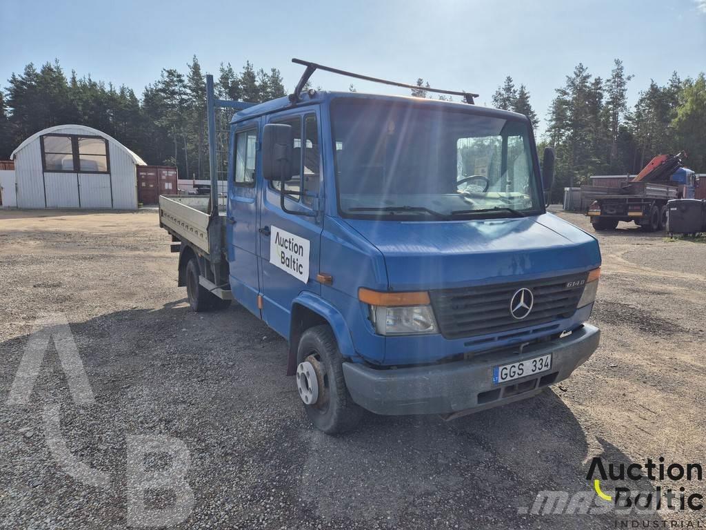 Mercedes-Benz 614D Вантажівки-платформи/бокове розвантаження