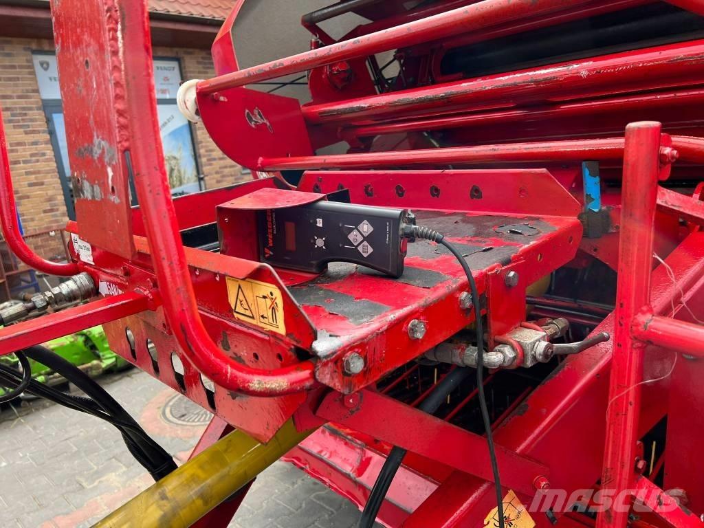 Lely Welger RP 353 Рулонні прес-підбирачі
