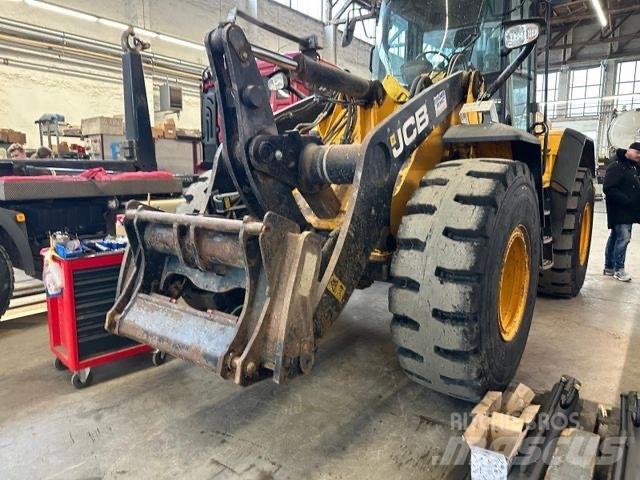 JCB 427 ZX T4 Екскаватори-навантажувачі