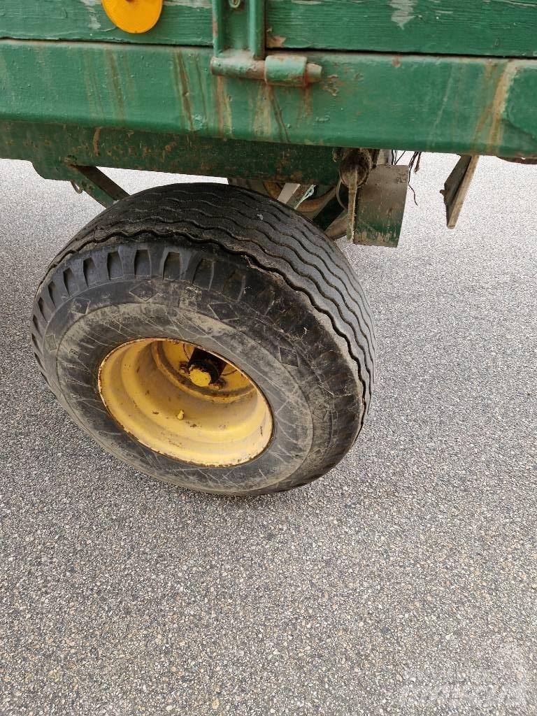  Spannmålvagn 8ton Причепи перевантажувачі зерна